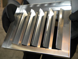 钣金加工企业如何通过引进自动化折弯成型设备降低生产成本,提高产品质量?-中山华体会体育-华体会体育·(中国)官方网站-华体会体育-华体会体育·(中国)官方网站 钣金加工企业如何通过引进自动化折弯成型设备降低生产成本,提高产品质量?-中山华体会体育-华体会体育·(中国)官方网站-华体会体育-华体会体育·(中国)官方网站