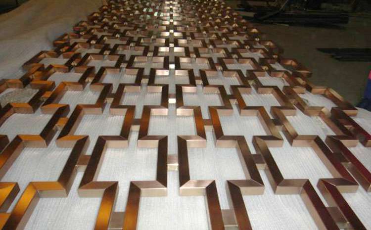 原来不锈钢也会生锈?美观的不锈钢制品又是如何生产出来的呢?-华体会体育-华体会体育·(中国)官方网站 原来不锈钢也会生锈?美观的不锈钢制品又是如何生产出来的呢?-华体会体育-华体会体育·(中国)官方网站